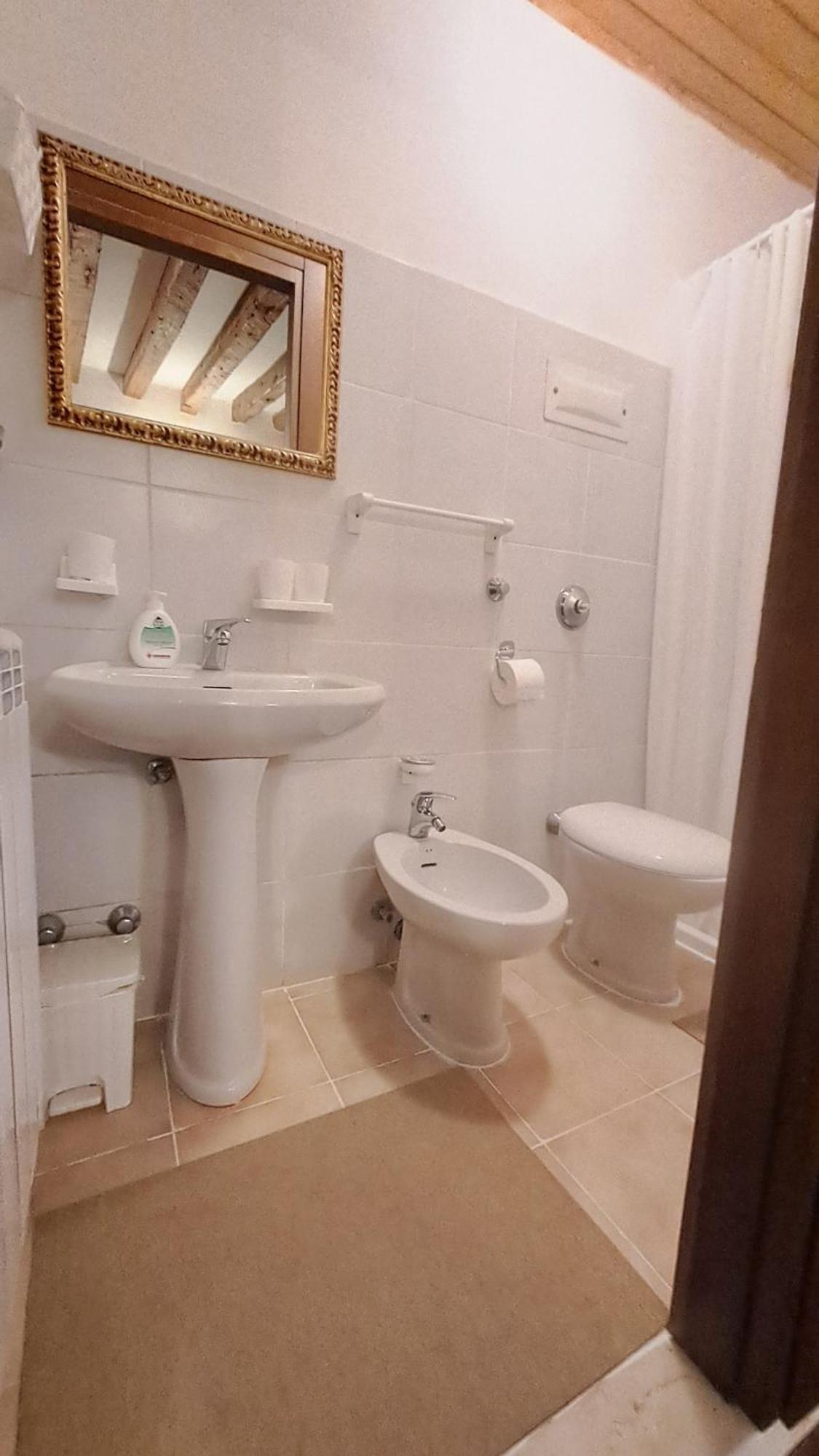 Appartamento Rialto Laura Venesia Bagian luar foto