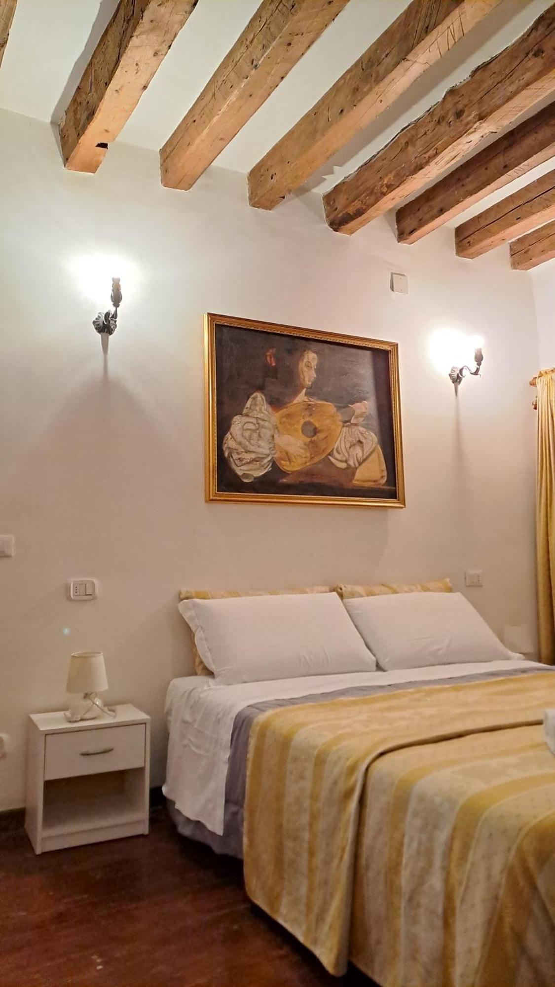 Appartamento Rialto Laura Venesia Bagian luar foto